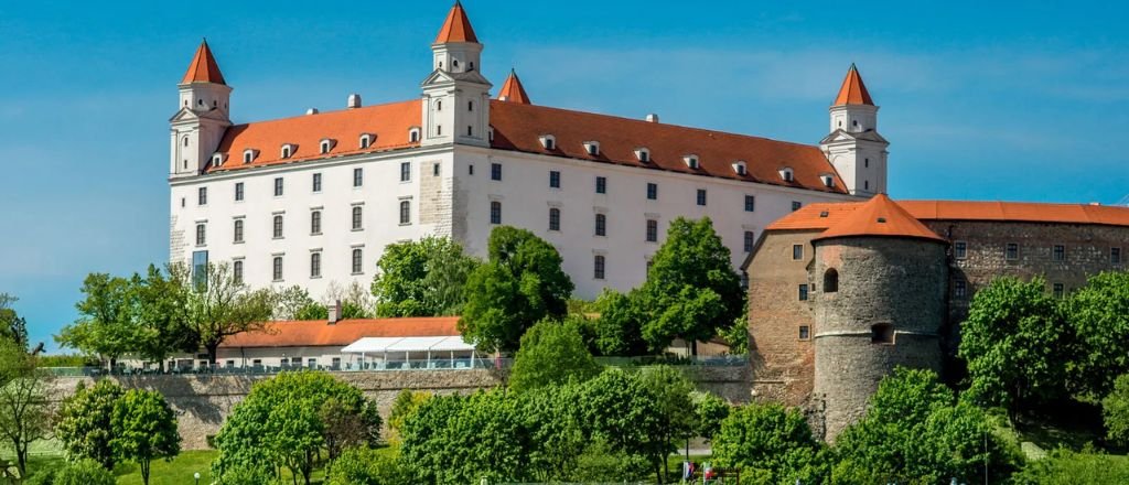 Lufthansa Airlines Slovakia Office Contact Number