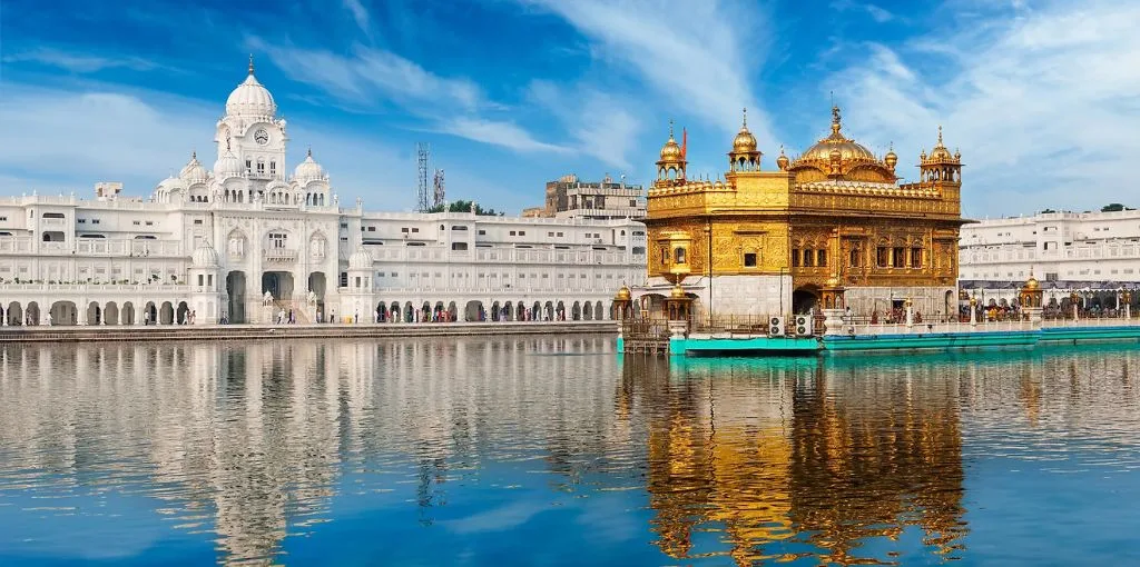 Qatar Airways Amritsar Office in India