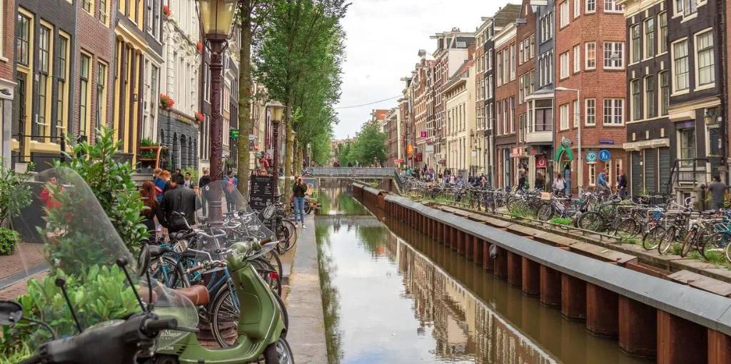 Qatar Airways Amsterdam Office in Netherlands