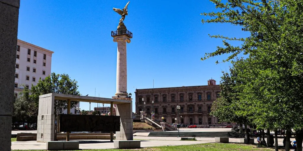 United Airlines Chihuahua Ticket Office in Mexico