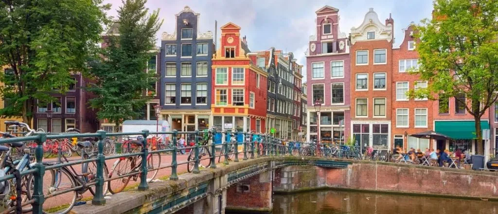 Delta Airlines Amsterdam Ticket Office in Netherlands