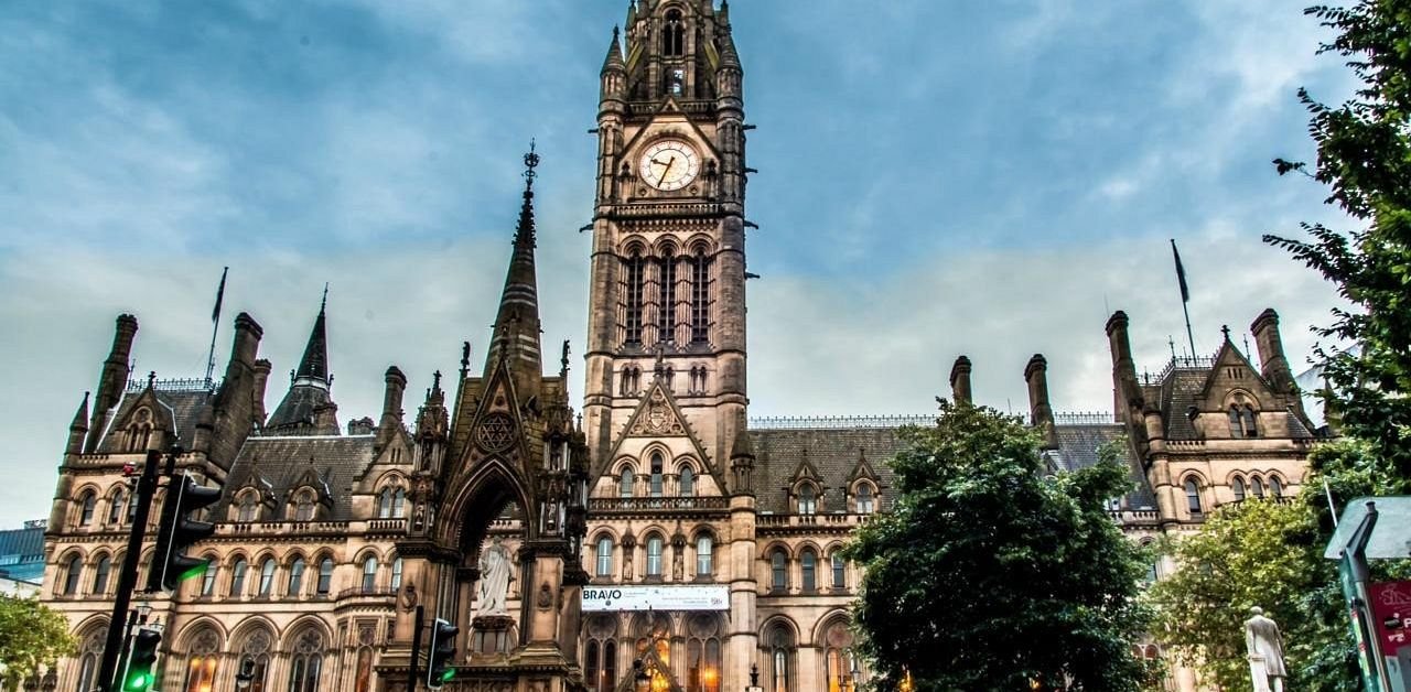 Qatar Airways Manchester Office Address