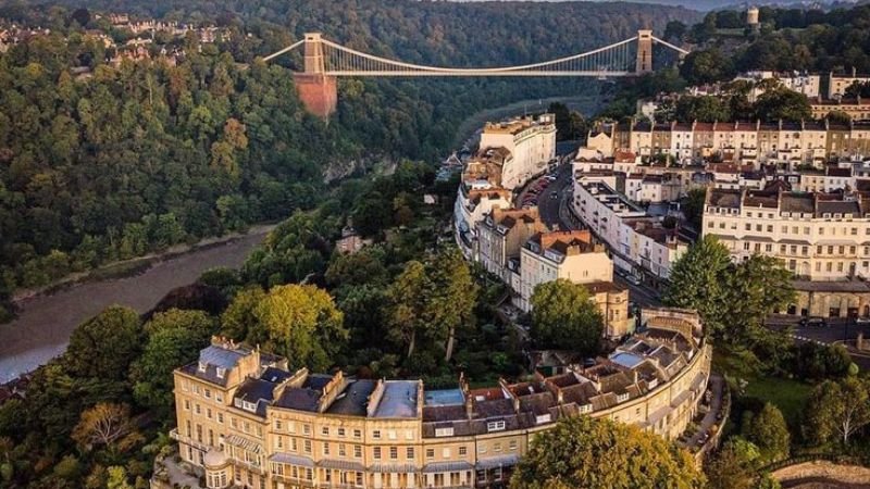 Brussels Airlines Bristol Airport Office Address