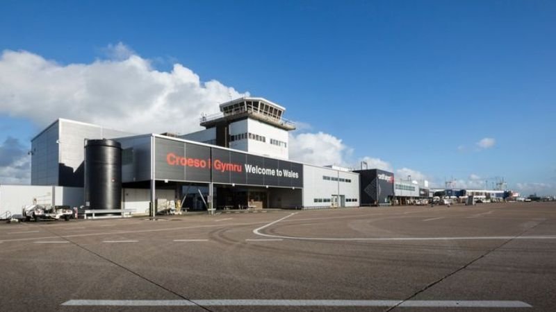 Qatar Airways Cardiff Airport – CWL Terminal