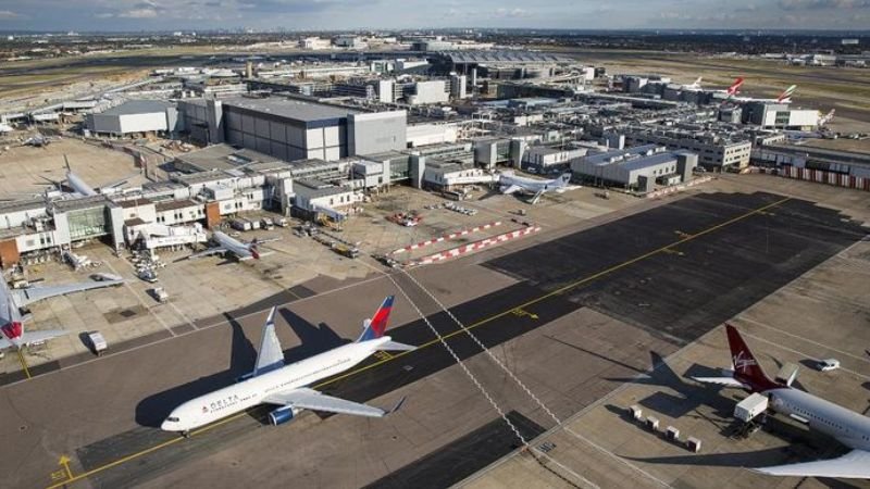 China Eastern Airlines London Gatwick Airport – LGW Terminal