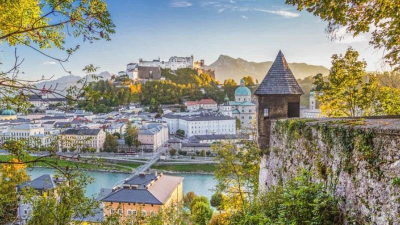 Cathay Pacific Salzburg Office