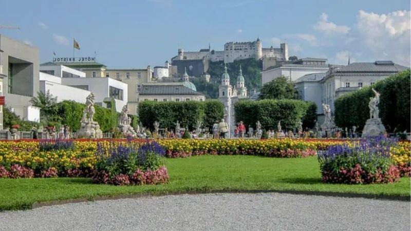 Lufthansa Airlines Salzburg Office in Austria