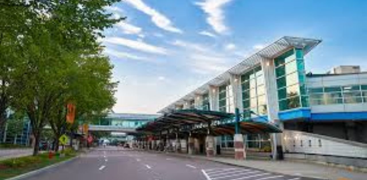 United Airlines Burlington International Airport -BTV Terminal