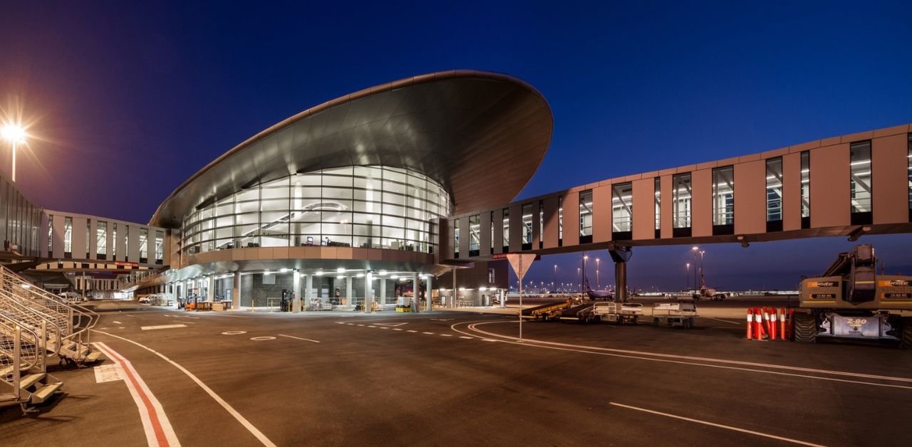 United Airlines Perth Airport – PER Terminal