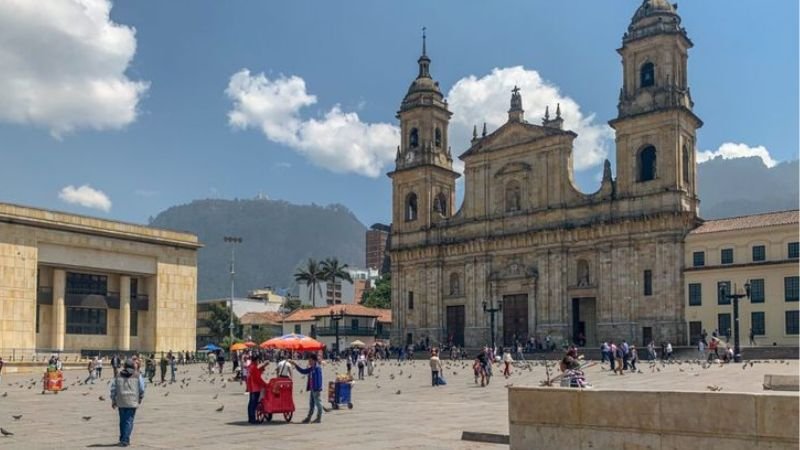 United Airlines Bogota Office Address