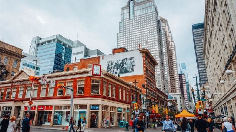 United Airlines Calgary Office Address