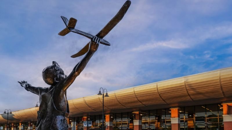 Delta Airlines Blue Grass Airport – LEX Terminal