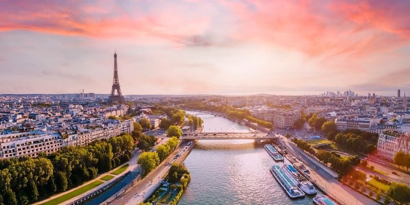Cathay Pacific Paris Office In France