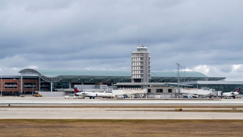 Delta Airlines Gerald R. Ford International Airport – GRR Terminal
