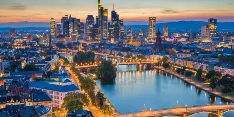 Japan Airlines Germany Office Contact Number