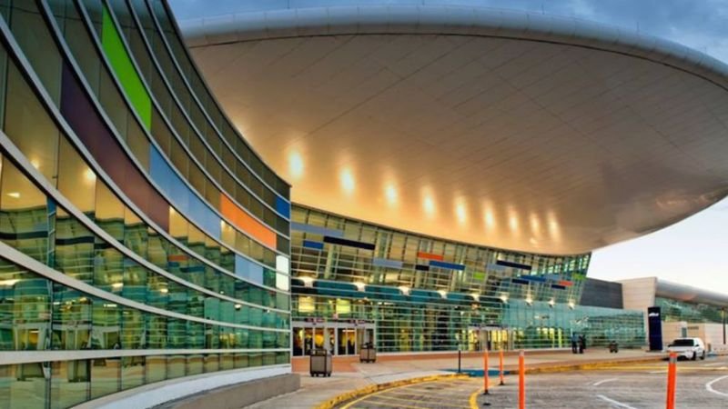 JetBlue Airways José Joaquín de Olmedo International Airport