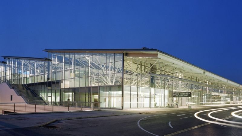 Delta Airlines Stuttgart Airport – STR Terminal