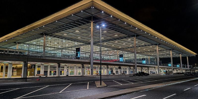 Lufthansa Airlines BER Terminal
