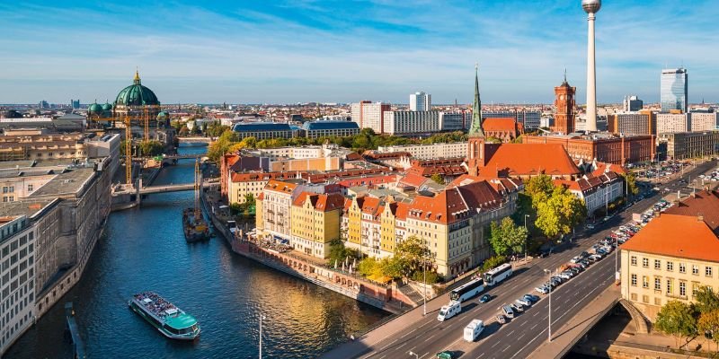 Lufthansa Airlines Berlin Office Address