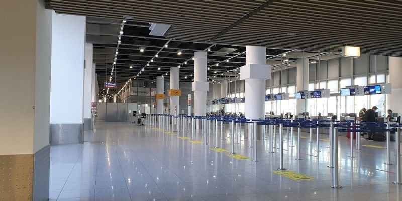 Lufthansa Airlines DUS Terminal