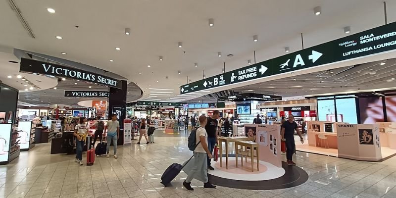 Lufthansa Airlines MXP Terminal