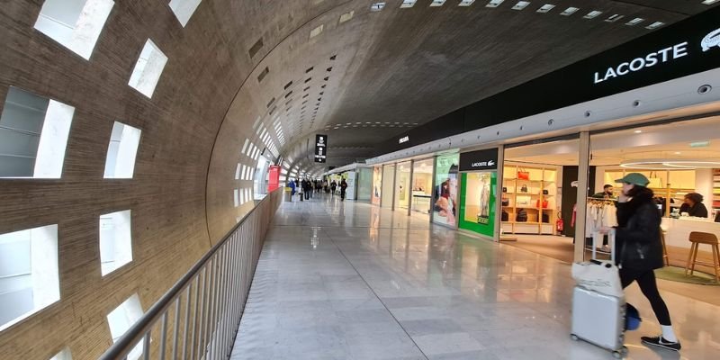 Oman Air Paris Charles de Gaulle Airport – CDG Terminal