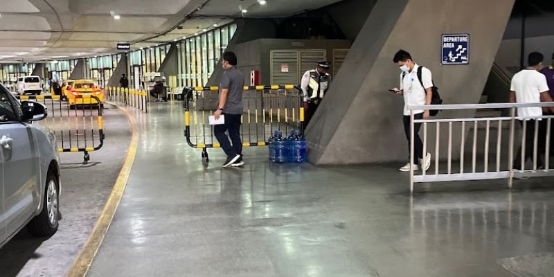 Oman Air Ninoy Aquino International Airport – MNL Terminal