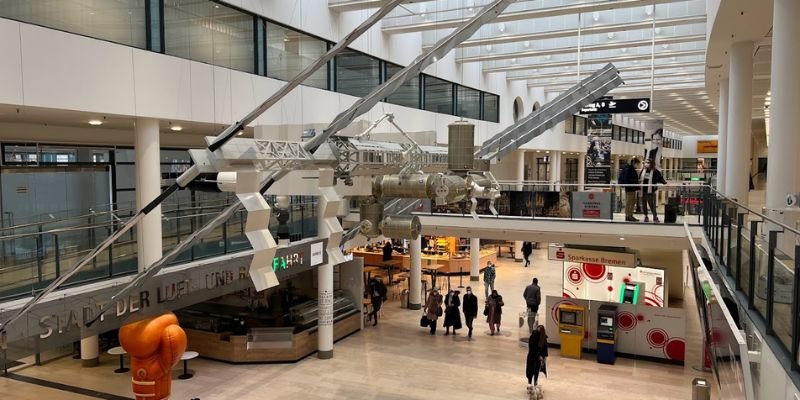 Ryanair BRE Terminal