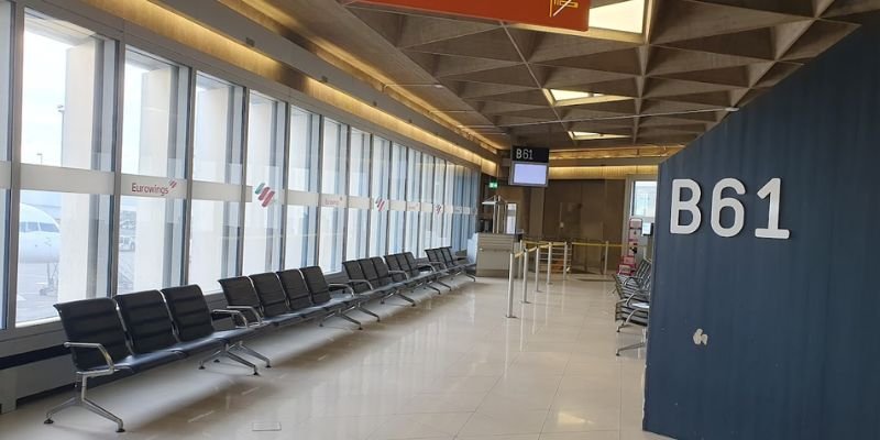 Ryanair CGN Terminal