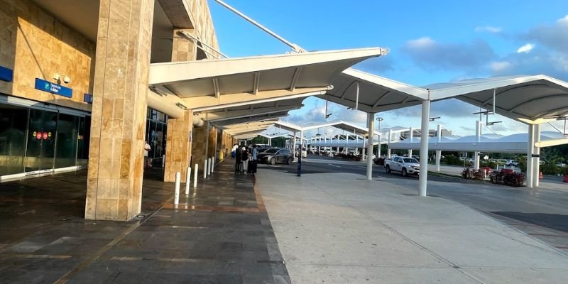 WestJet Airlines CUN Terminal