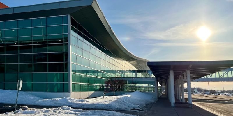 Aeromexico Airlines Duluth International Airport – DLH Terminal