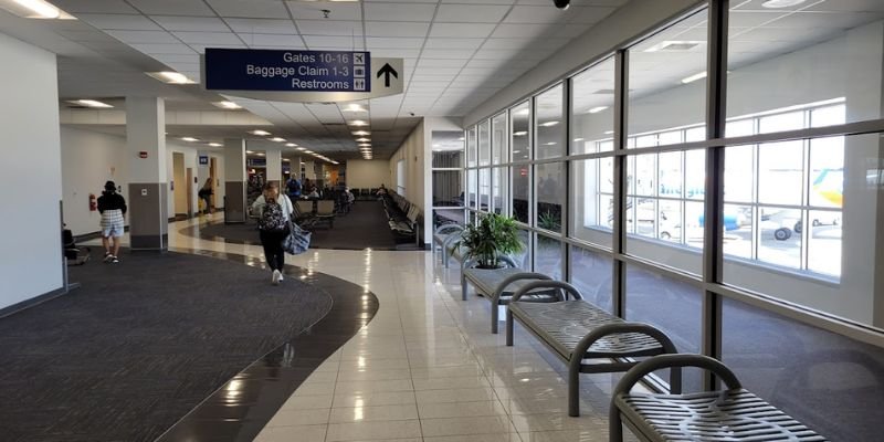 Allegiant Air SFB Terminal