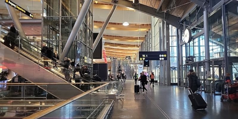 Cathay Pacific OSL Terminal