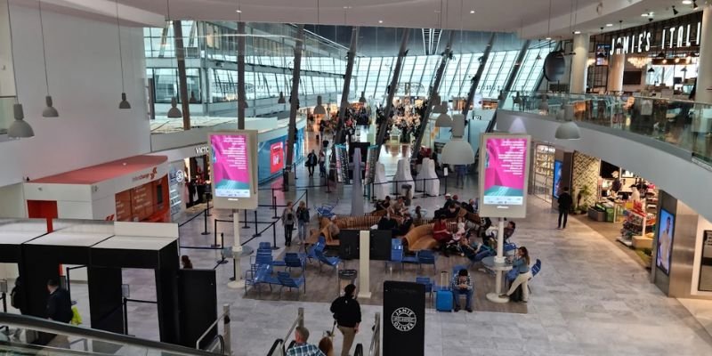 Emirates Airlines Nice Cote d’Azur Airport – NCE Terminal