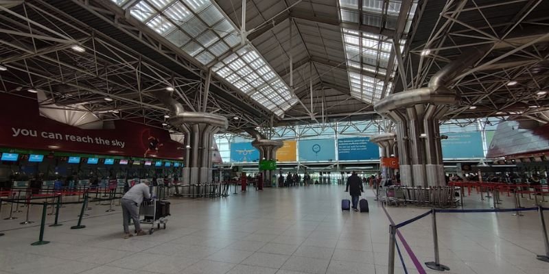 Kuwait Airways LIS Terminal