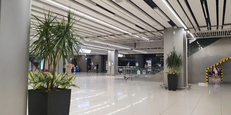 Royal Jordanian GMP Terminal