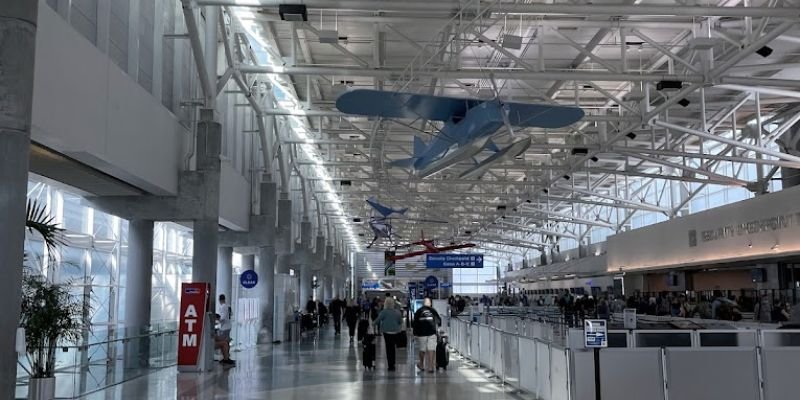 Spirit Airlines Fort Lauderdale-Hollywood International Airport – FLL Terminal