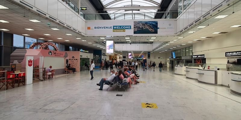 Vietnam Airlines NCE Terminal