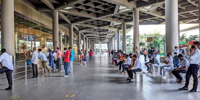 Icelandair BOM Terminal