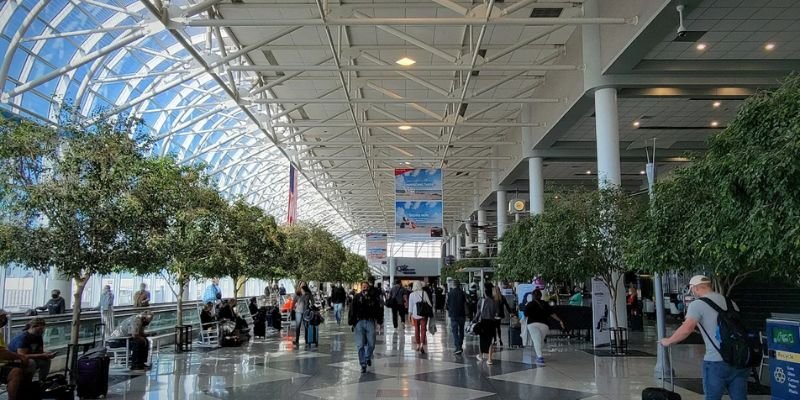 Icelandair CLT Terminal