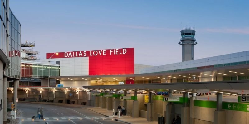 Icelandair DAL Terminal