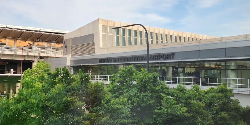 Icelandair MDW Terminal