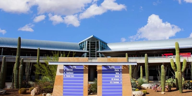 Icelandair TUS Terminal