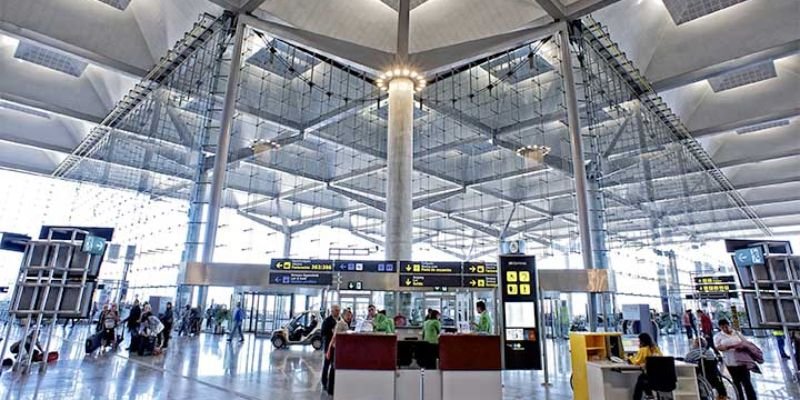 Flair Airlines Málaga-Costa del Sol Airport – AGP Terminal