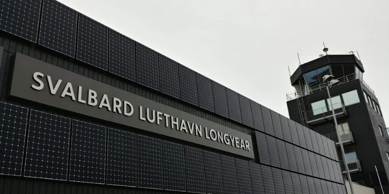 Svalbard Airport